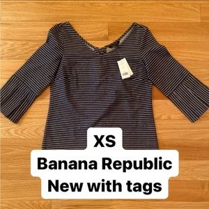 Banana Republic size XS women’s blouse denim navy stripe with button detail
